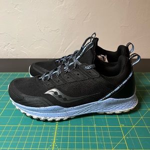 Saucony Mad River Tr Trail Runners size 10